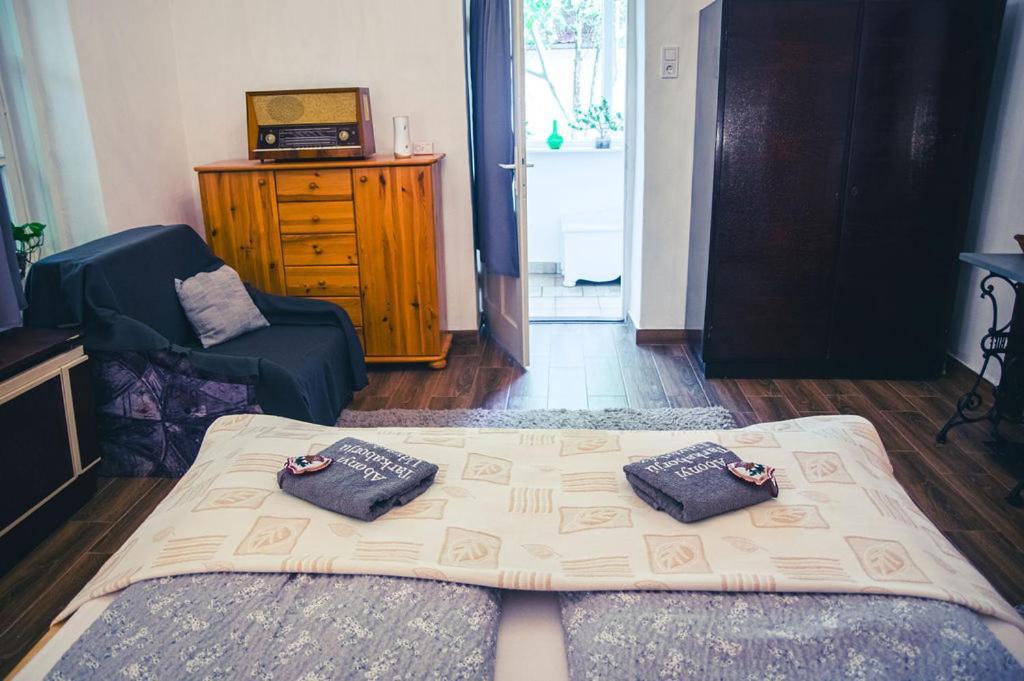 Abonyi Tarkaborju Udvarhaz Apartmán *
